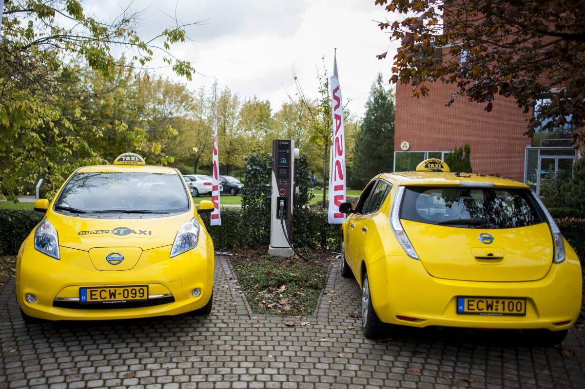 Taxis tüntetés fokozta volna a közlekedési káoszt, de elmaradt