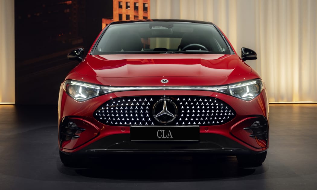 Magyar árakat kapott a közel 800 kilométeres hatótávú új Mercedes CLA villanyautó
