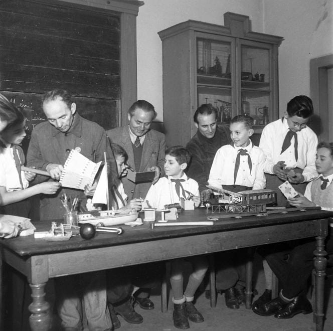 Mementó 1956: Óraszámcsökkentést ígérnek a tanároknak