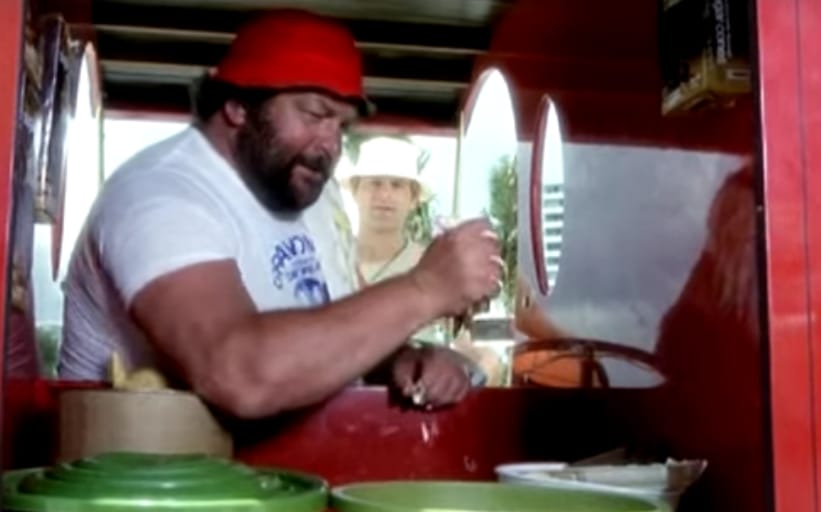 Videó: Terence Hill módjára akasztották ki a magyar fagyiárusokat