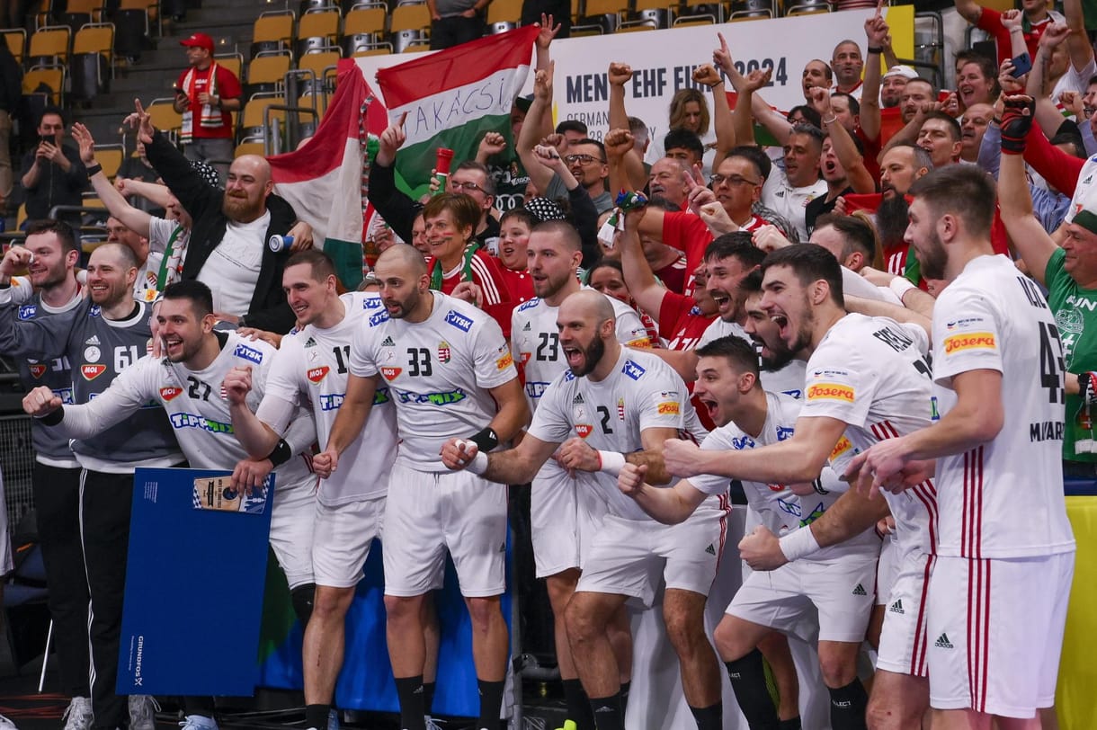 A szerbek legyőzésével középdöntős a magyar válogatott a kézi-Eb-n
