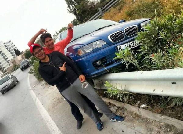 Szalagkorláton landolt a driftelő M3-as BMW - fotó