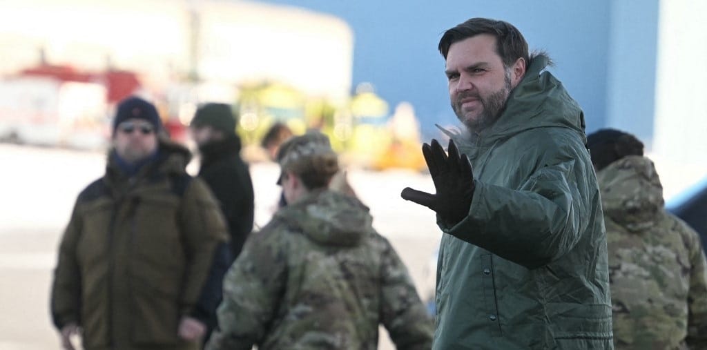 J. D. Vance Grönlandon: „Hideg van itt, mint a szar”