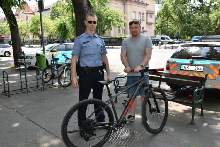 A jó tolvajok köztünk járnak: ellopott egy biciklit, de visszaadta