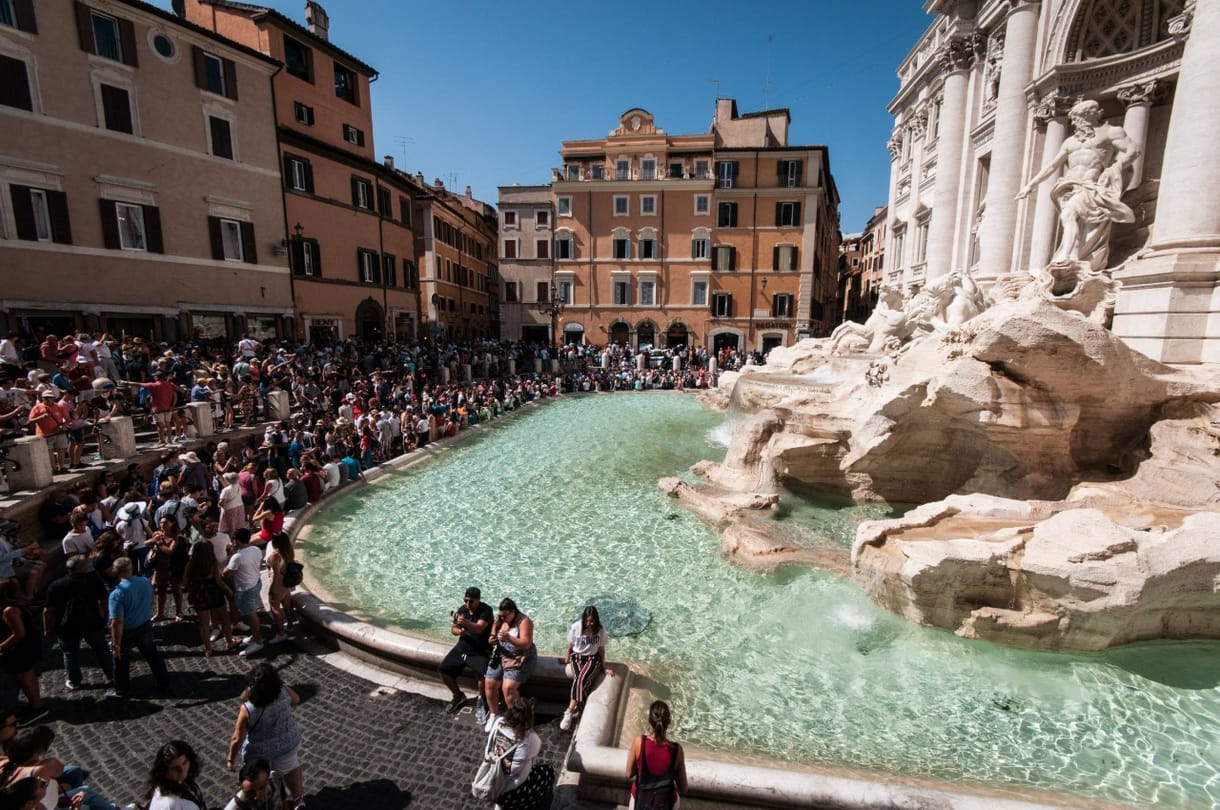 Fizetőssé tennék a Trevi-kutat, idegenforgalmi adót vetnének ki, és két évig betiltanák az Airbnb-t Rómában