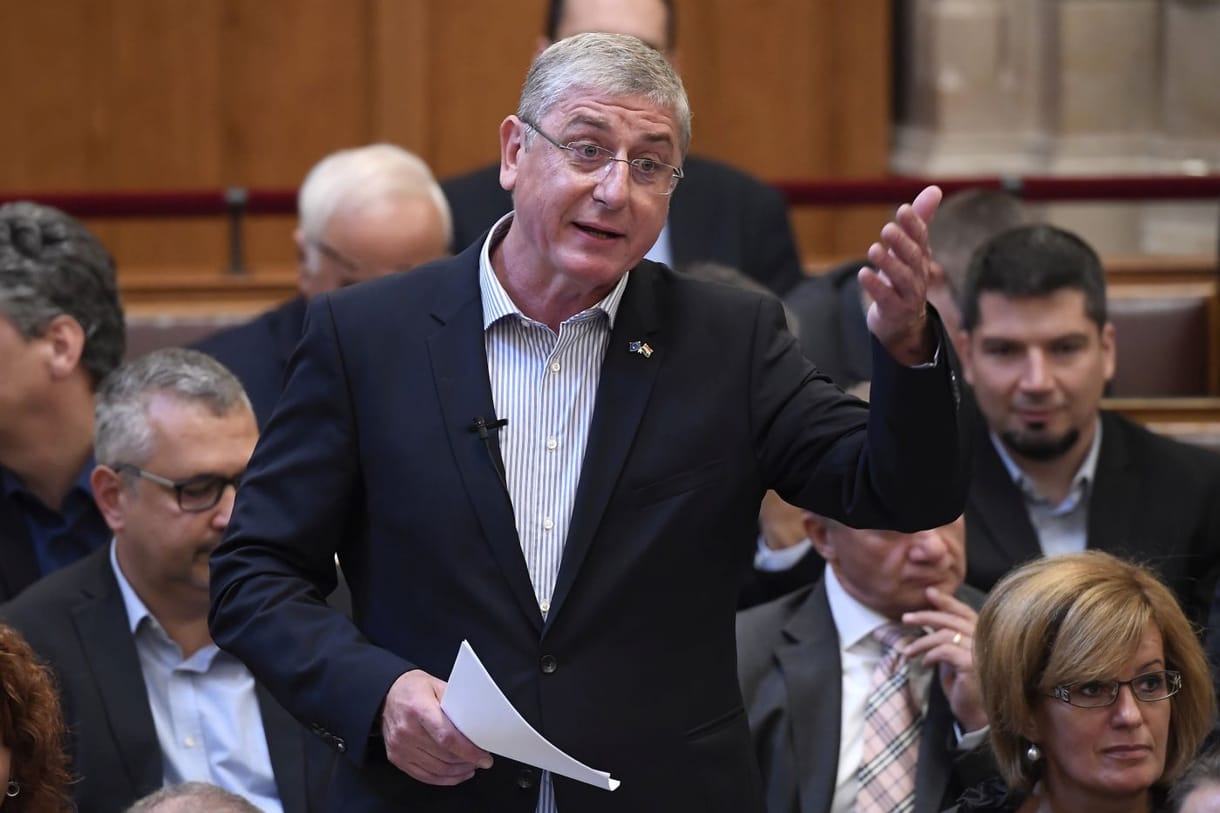 Gyurcsány Ferenc 298 millió forintot vett ki cégéből