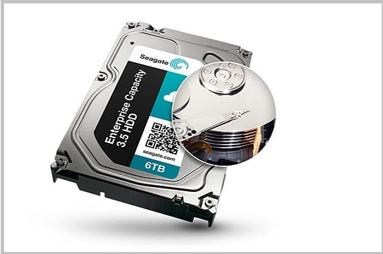 6000 GB-nyi adat fér el ezen a lemezen