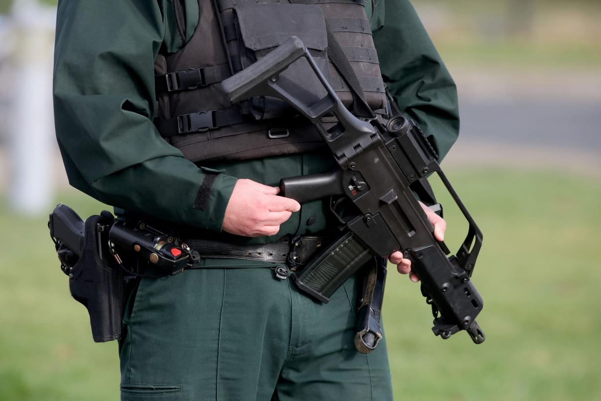 Megemelték a terrorkészültség szintjét Észak-Írországban