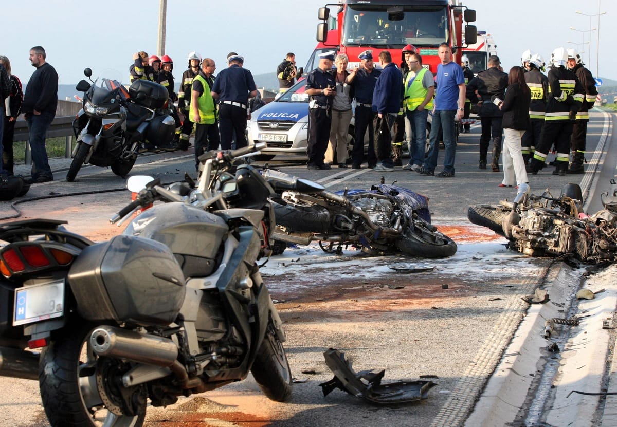 Halálra gázoltak egy magyar motoros házaspárt Lengyelországban