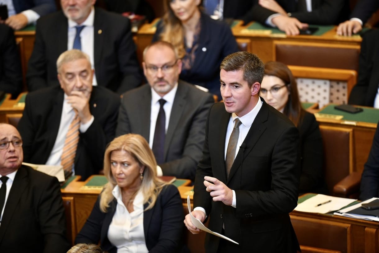 A Fidesz nem megy csak úgy bele a finn és svéd NATO-csatlakozás megszavazásába
