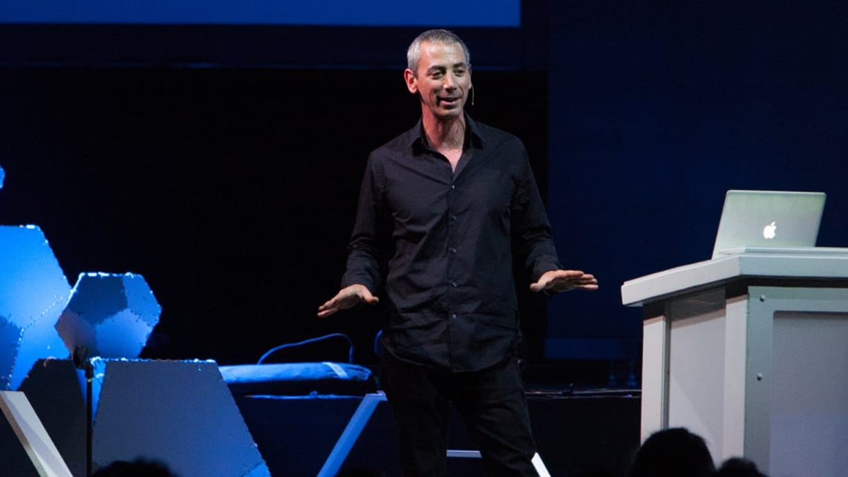 Steven Kotler: „Manapság, amikor felkelünk, öt-hat nagy innováció vár a reggeli kávé mellett”