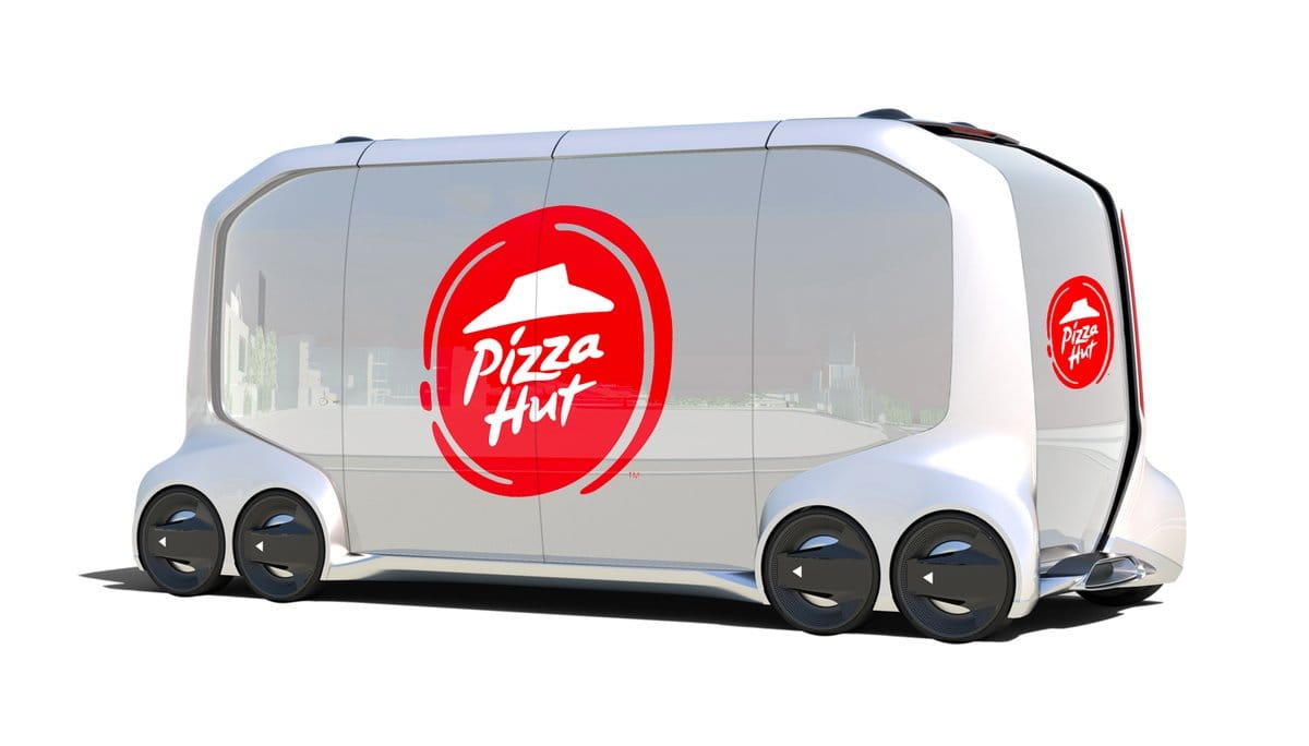 Pont olyanra sikerült a Pizza Hut önvezető autója, mint a Black Mirror életveszélyes furgonja