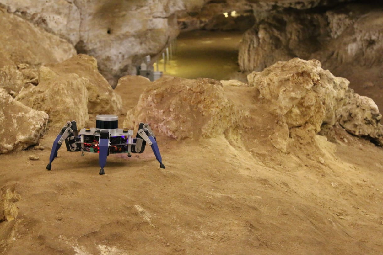 Robotpókkal térképezik fel az ausztrál barlangokat