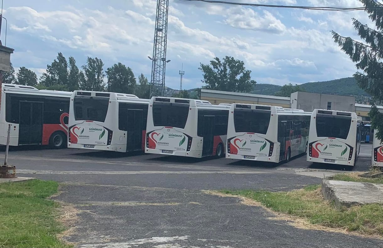 Hadházy: Óbudai BKV-telepen tárolják az 1,75 milliárd forintért vásárolt mammográfiás szűrőbuszokat