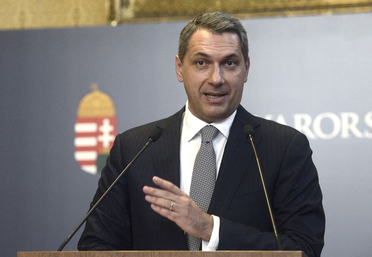Úgy állítanánk meg Brüsszelt, hogy többet fizetünk neki