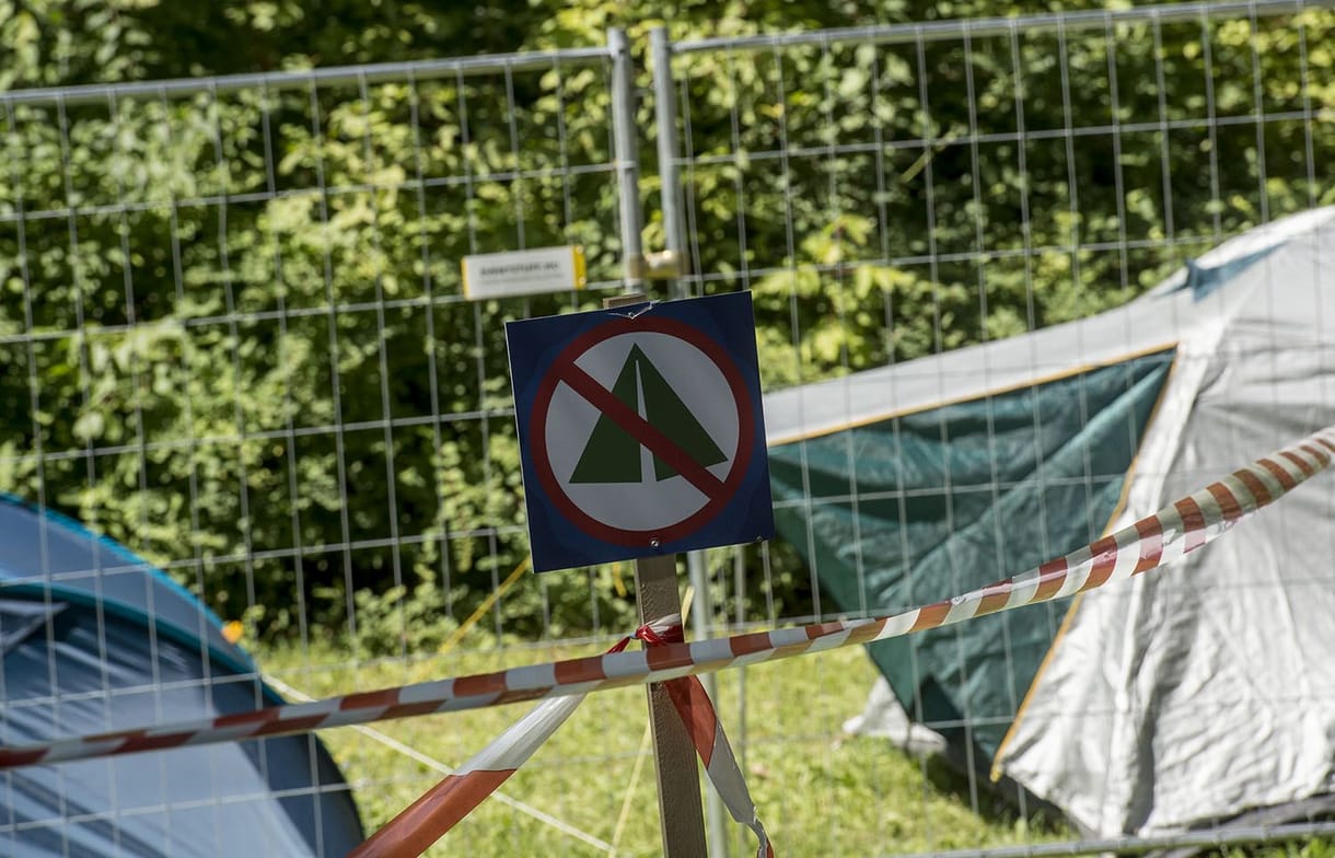 Három gyerek meghalt, amikor leégett egy oroszországi sátortábor