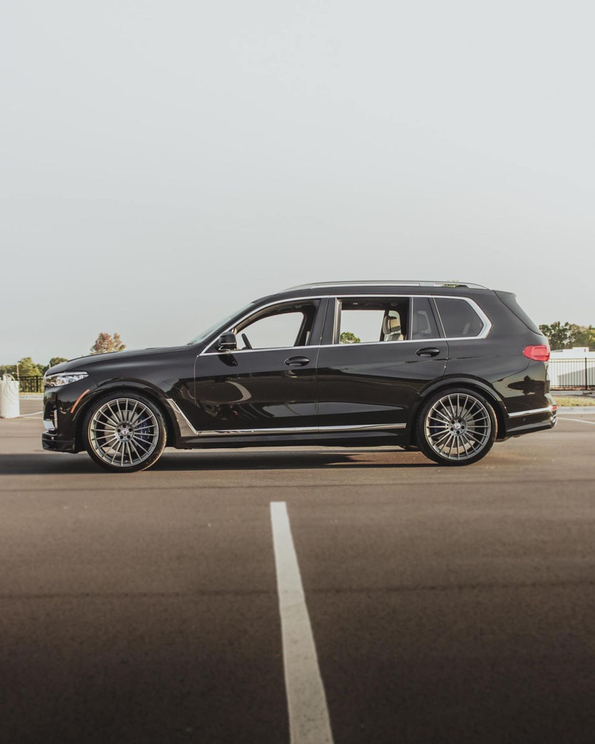 Az egyik leggyorsabb SUV az Alpina XB7 és 270-nel bizonyítja is