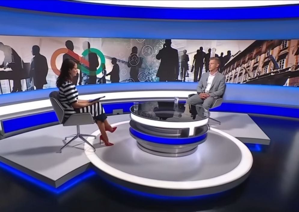 Magyar Péter a közmédiában a Fidesz kemény magja előtt beszélt, ám aligha sikerült megszólítani a hallgatóságát