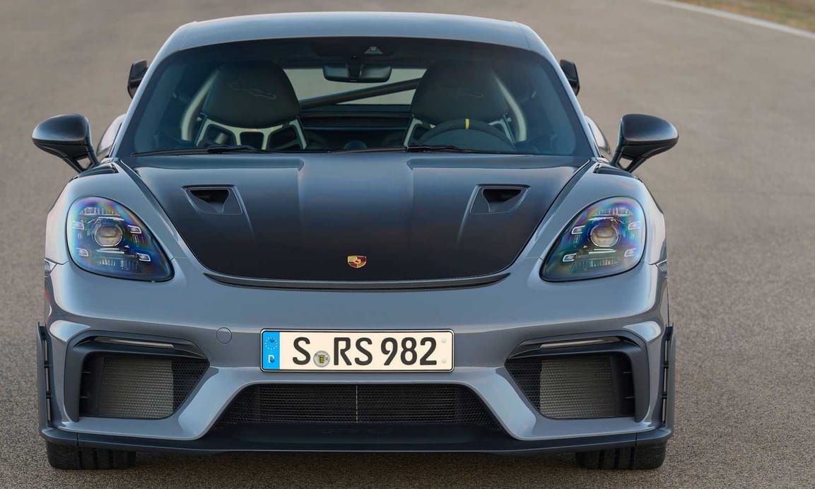 Zéró villany, maximális vezetési élmény: itt az új Porsche 718 Cayman GT4 RS