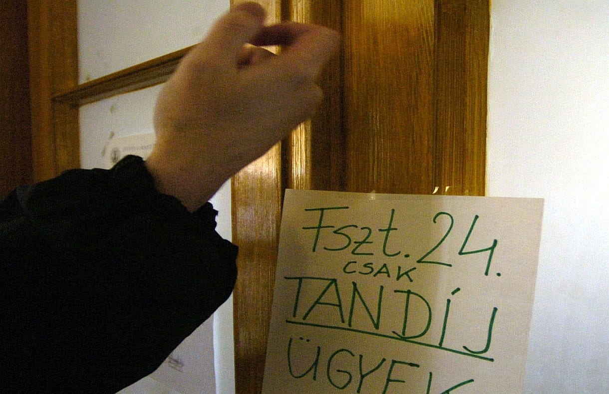 Széll Kálmán nem csak megszorít, át is alakít