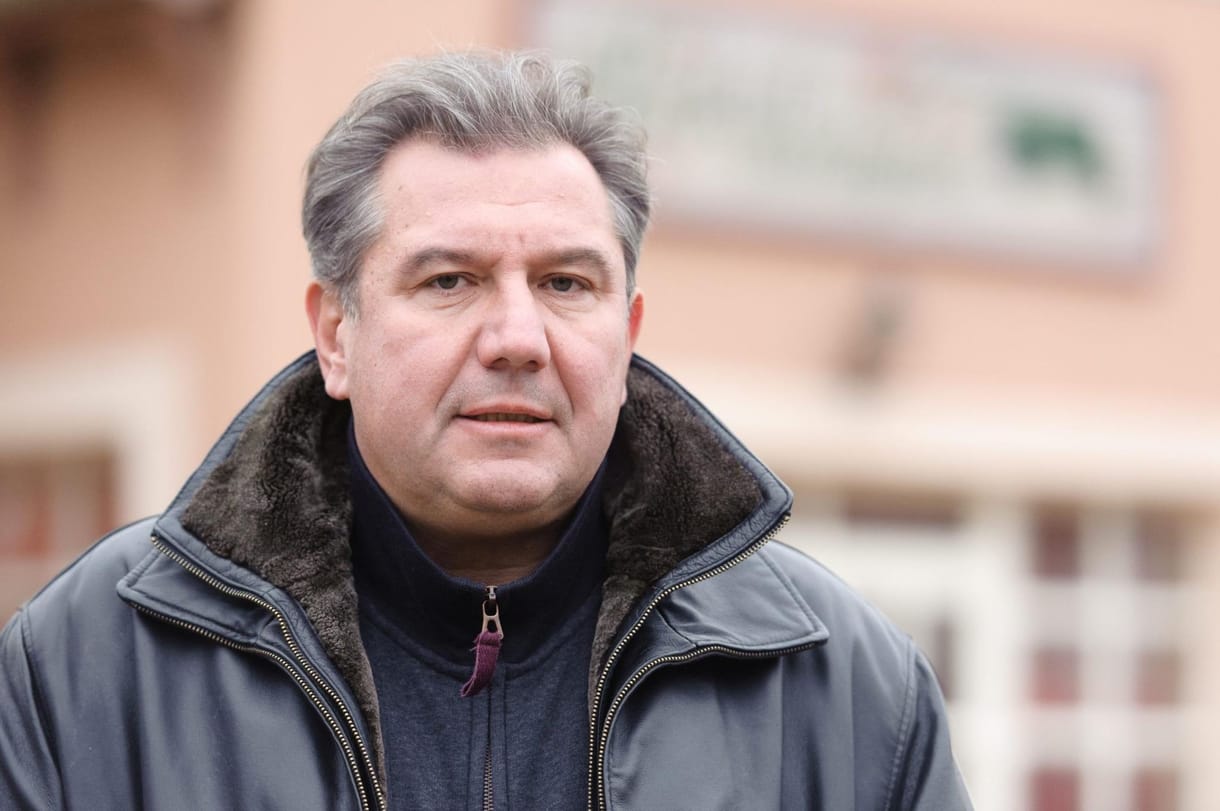 Amputálni kellett Dömsödi Gábor feleségének karját