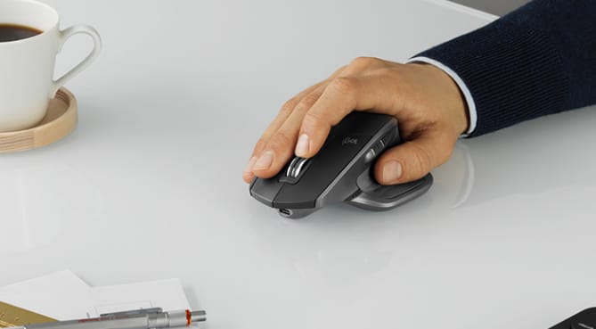 Nem kell hozzá szaki, hamarosan házilag is javíthatjuk a meghibásodott Logitech egereket