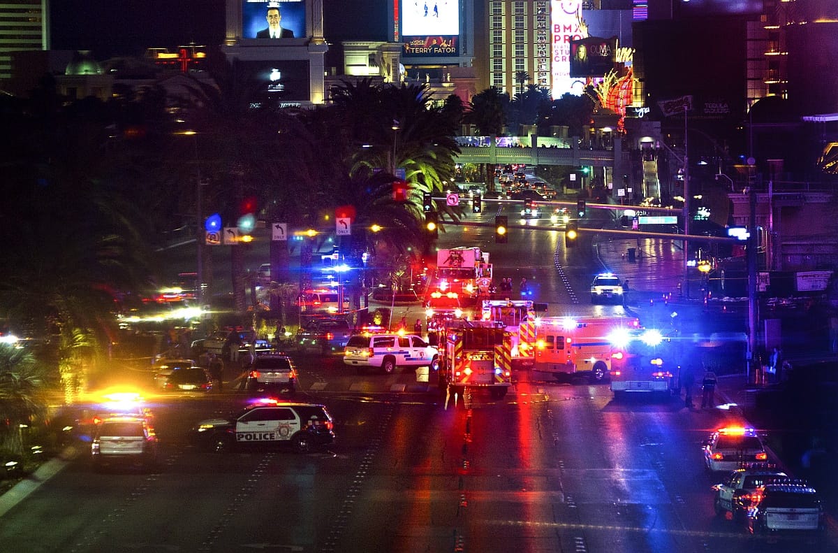 Direkt a járókelők közé hajtott egy autó Las Vegasban