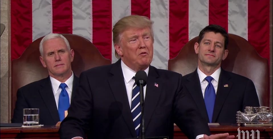 Páros lábbal szálltak bele a McDonald’s nevében Trumpba