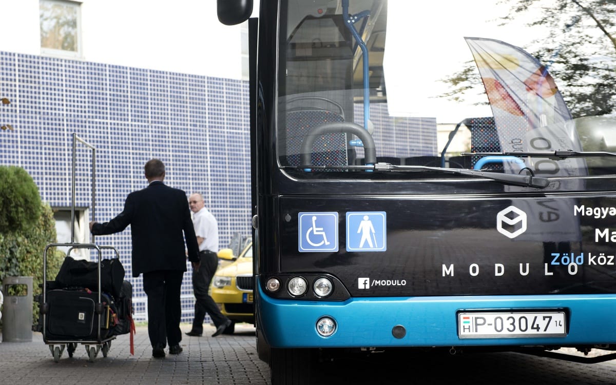 Bemutatták a magyar fejlesztésű és magyar gyártású elektromos buszt