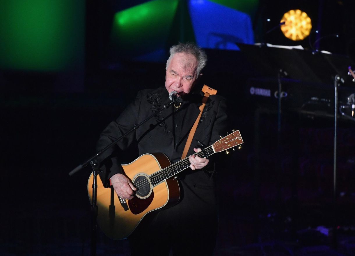 Koronavírus-fertőzésben hunyt el John Prine country- és folkénekes