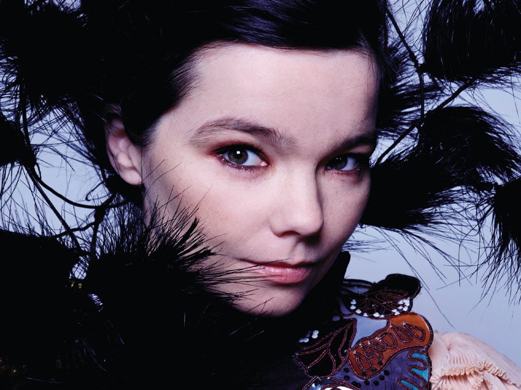 Zene éjszakára: Björk - It's Oh So Quiet (videó)