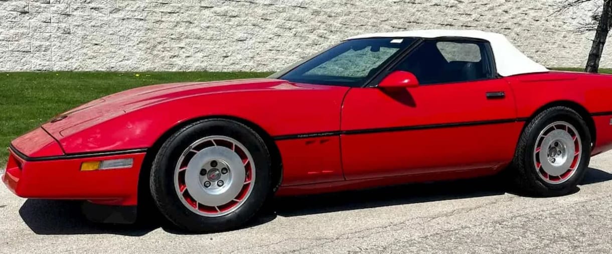 Eladó az eBayen az első elektromos Corvette, amit ráadásul a Motorola épített