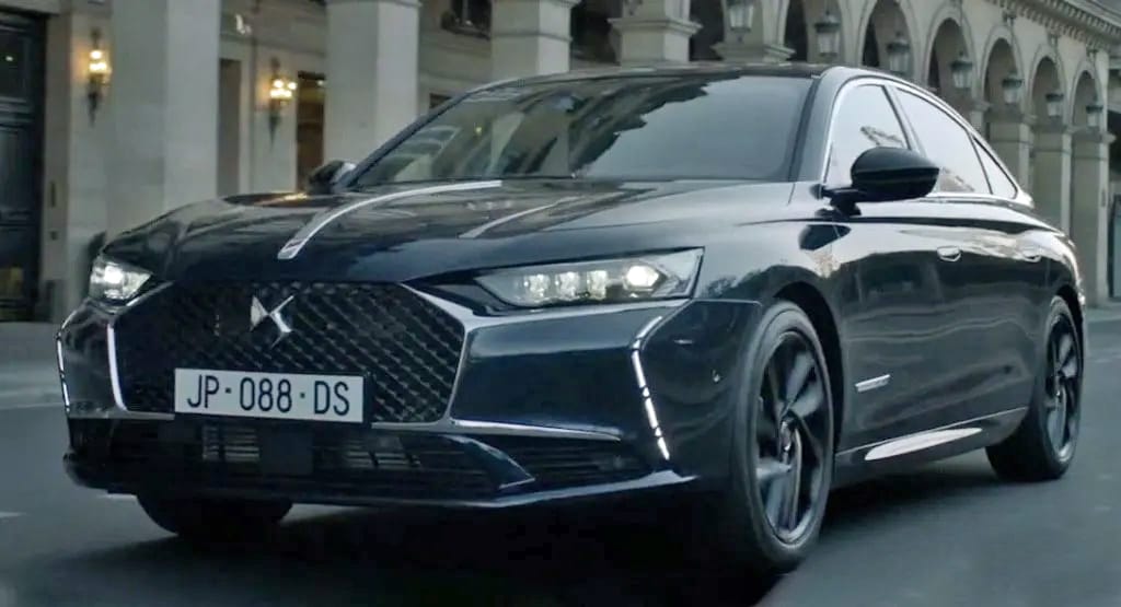 Az egyik európai autómárka már 2024-től teljesen elektromosra vált