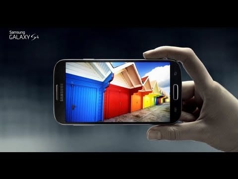 Itt a Samsung Galaxy S4 tévéreklámja