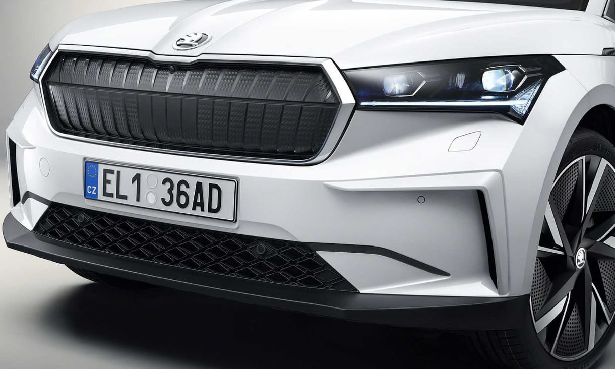 Megérkezett hozzánk a hátsókerék-hajtású új Skoda, az elektromos Enyaq