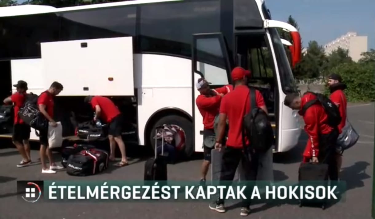 Egy torna döntője előtt kaptak ételmérgezést a miskolci hokisok