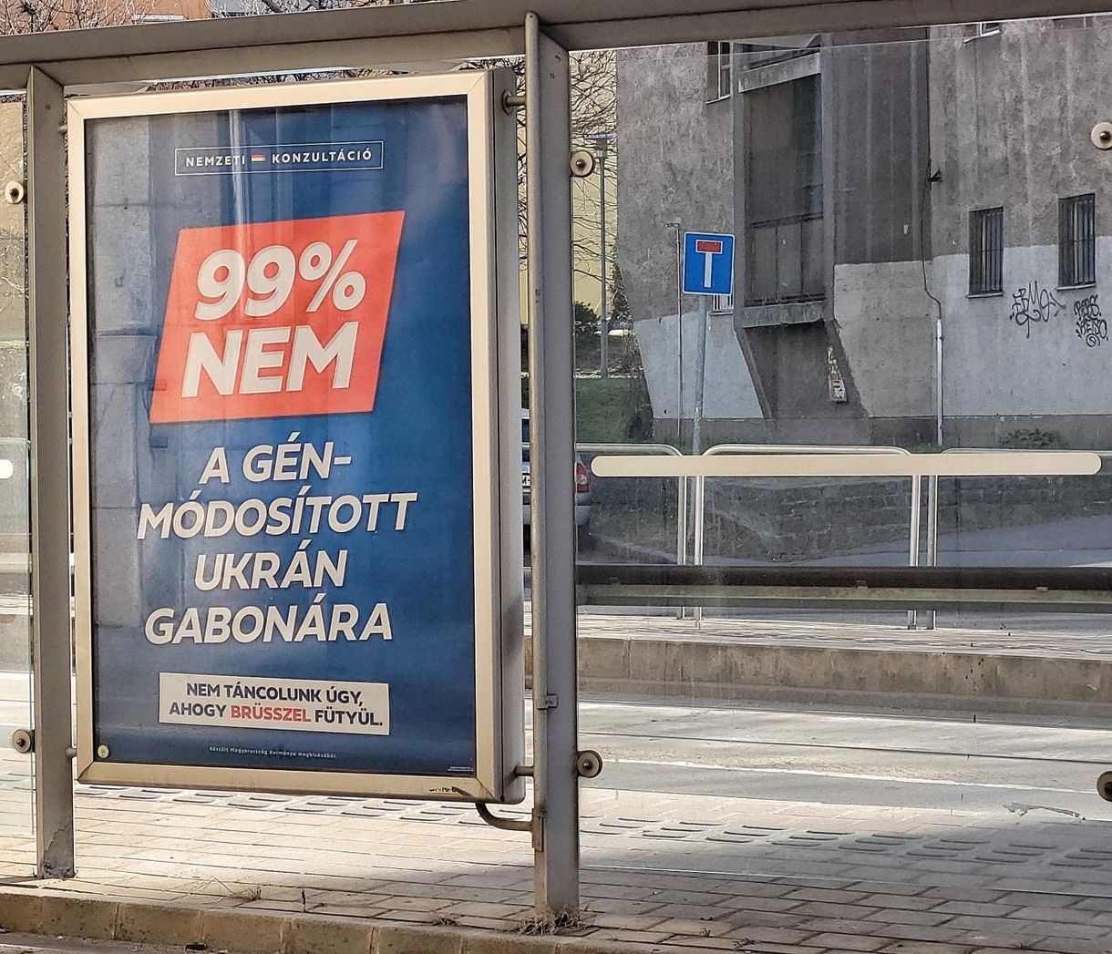 Íme a legújabb konzultációs plakátok, amelyek ellepik majd az országot - fotók