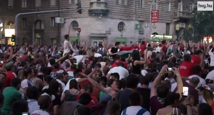 Videó: Semmi, csak a szokásos örömhömpöly a körúton