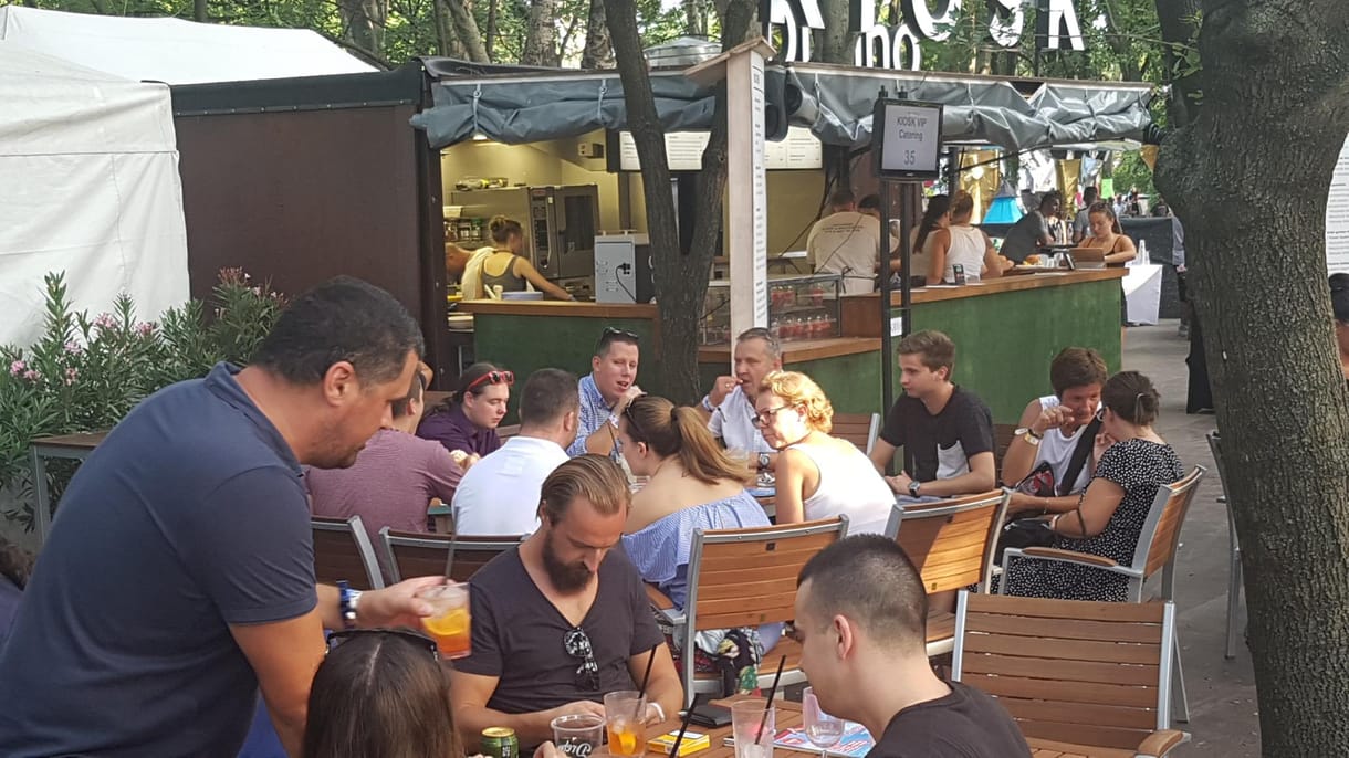 Élet a Sziget-VIP-ban - keresse az MSZP elnökét!