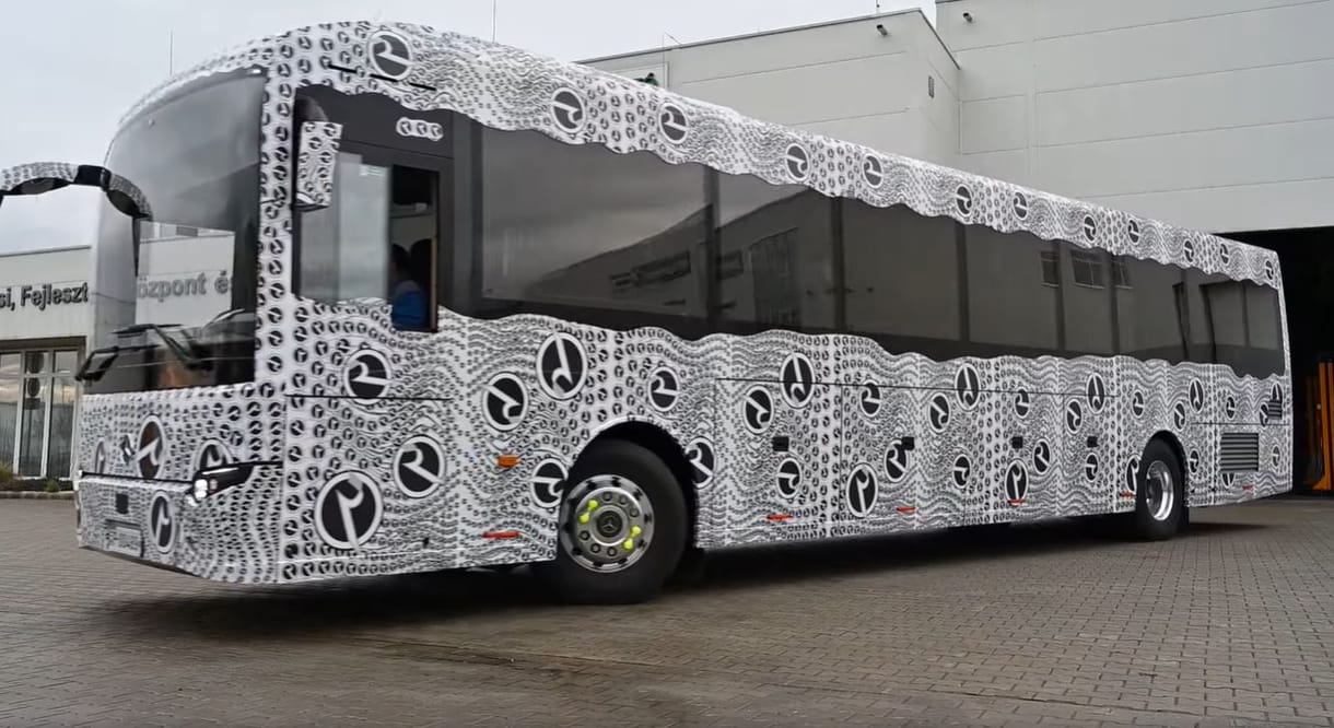 Intercity buszt is tesztel a debreceni buszgyár