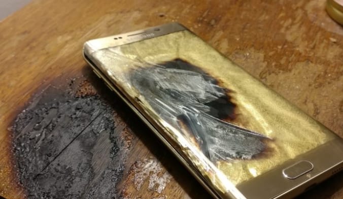 Vigyázzon, ez a vírus szó szerint legyilkolja a telefonját