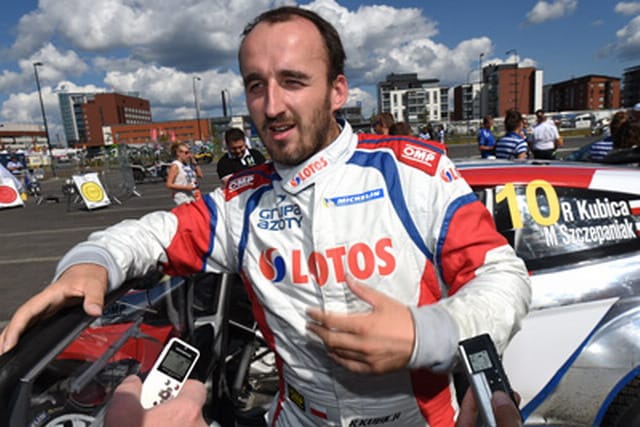 Kubica mégsem tett le a Forma–1-es visszatérésről?