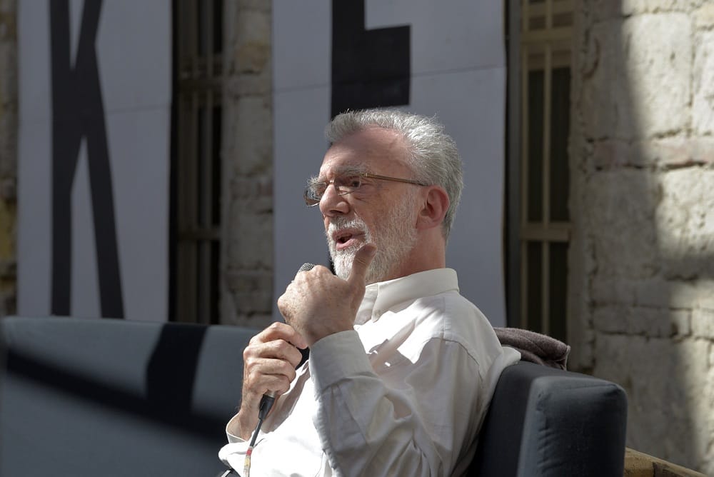 Feldmár András előadása élőben a hvg.hu-n