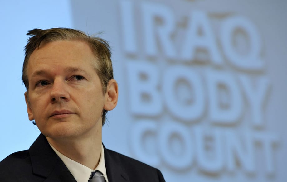 A WikiLeaks alapítója szerint a Facebook egy világméretű kém