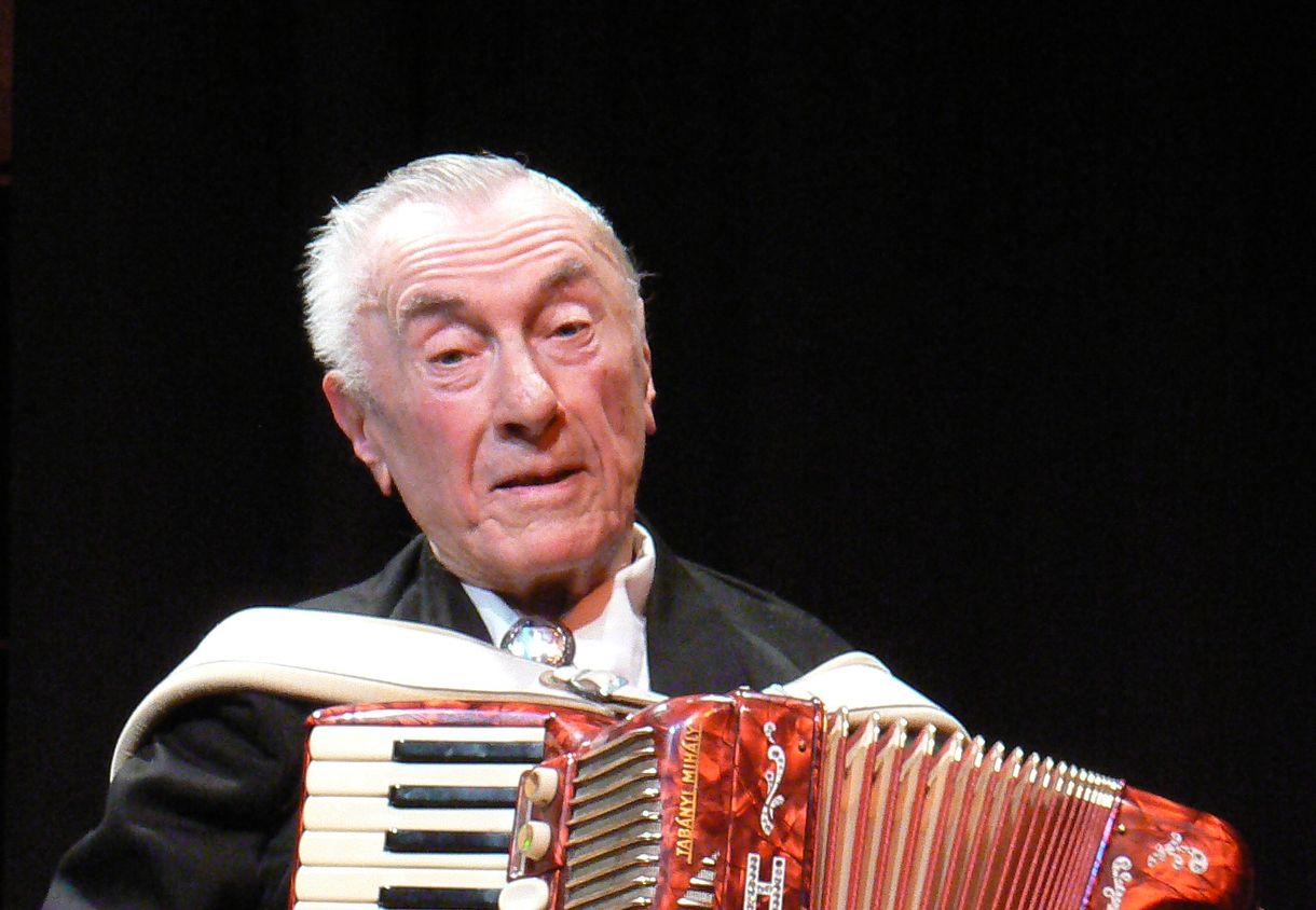 Meghalt Tabányi Mihály harmonikaművész