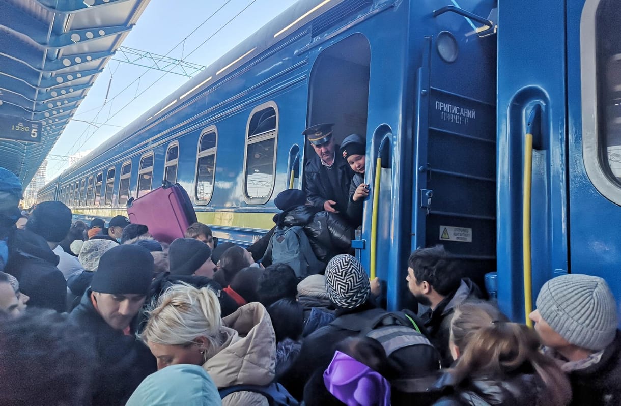 Humanitárius folyosókat nyitnak több ukrán városban is az orosz csapatok