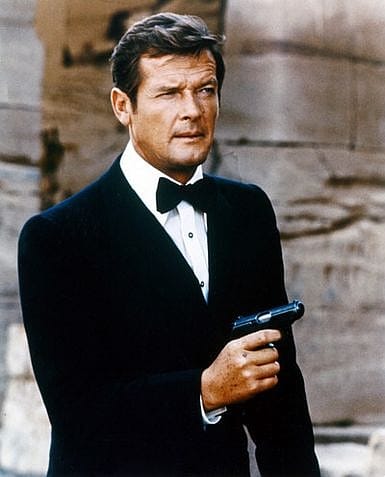 Roger Moore „beszólt” Sean Connerynek 