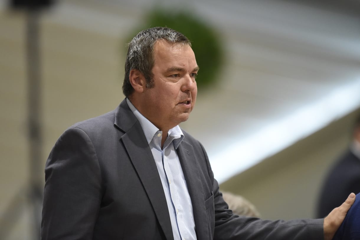 Jó nagy hitele lett L. Simon Lászlónak