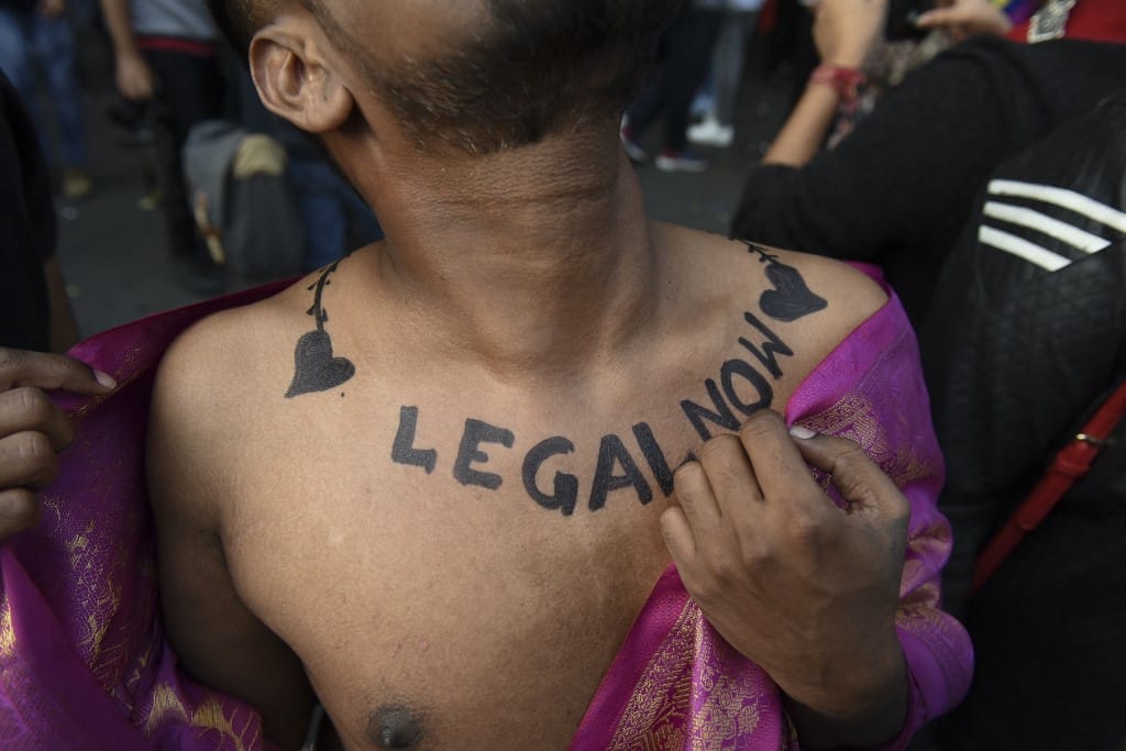 Hatalmas fordulat előtt India: legalizálhatják az azonos neműek házasságát