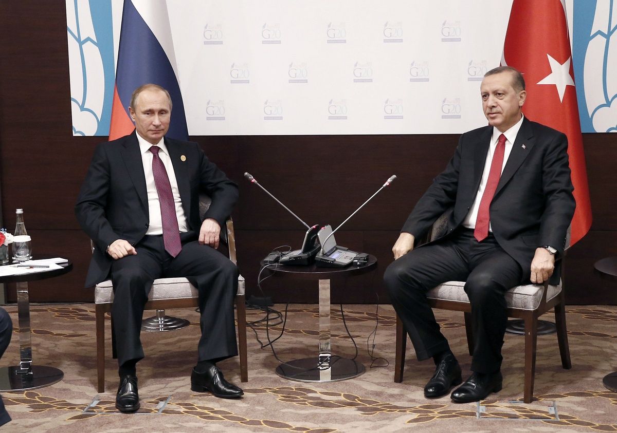 Erdogan és családja is az Iszlám Állammal bizniszel – állítják az oroszok